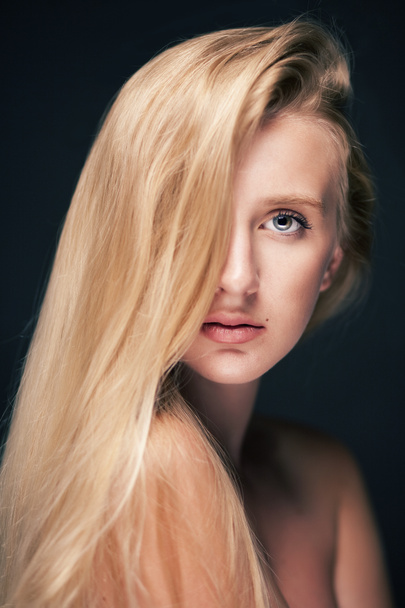 Woman with long hair - Photo, Image