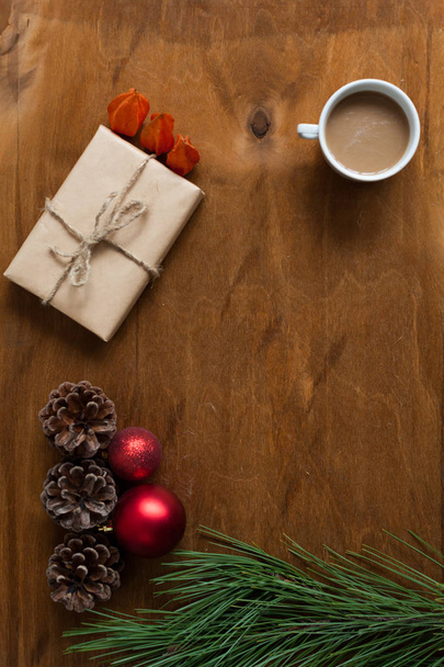 Рождественская елка новогодние подарки украшения украшения зимний праздник
 - Фото, изображение