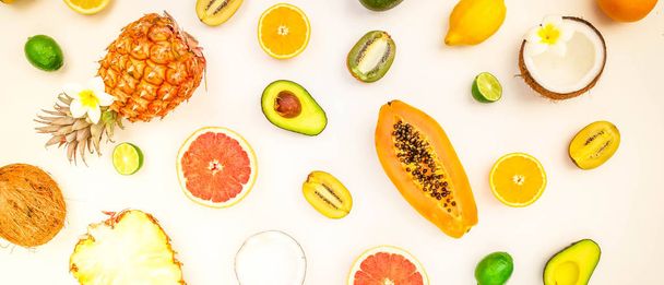 Summer diet, fresh fruits - Φωτογραφία, εικόνα