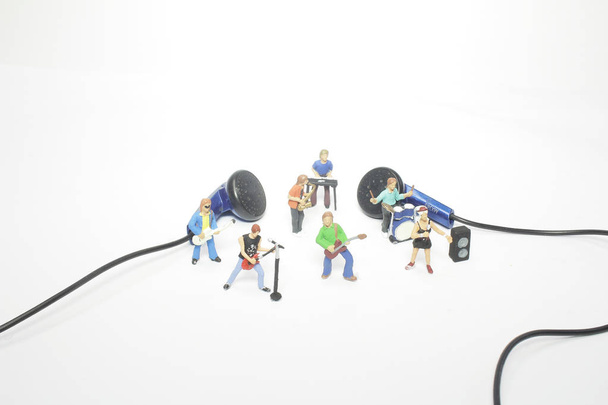музикант вінтажний музичний гурт сцена з навушником
 - Фото, зображення