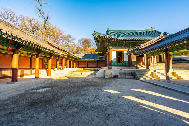 Красива архітектура будинку літній палац Орієнтир в Сеулі-місті Південної Кореї - Фото, зображення
