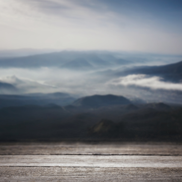 смугастий дерев'яний фон на красивих горах шпалери
 - Фото, зображення