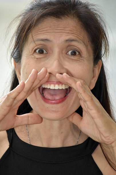Asian Female Senior Shouting - Fotografie, Obrázek