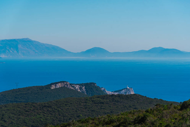 picturesque overview of bay surrounded with mountains - Φωτογραφία, εικόνα
