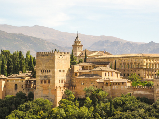 グランダ、スペインの素晴らしいアルハンブラ宮殿 - 写真・画像