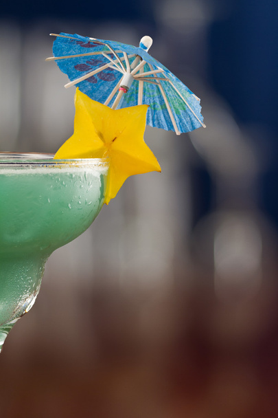 blue hawaiian tropical cocktail - Fotoğraf, Görsel