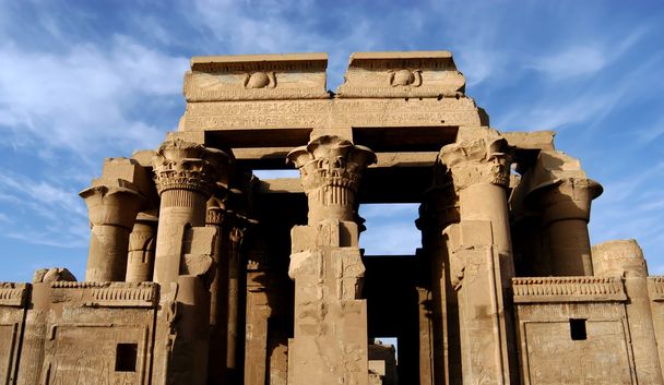 Firavun sobek içinde kom ombo Tapınağı - Foto, afbeelding