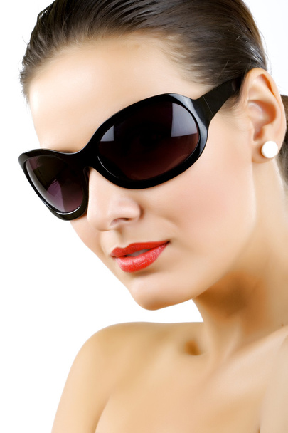 Жінка в сонцезахисних окулярах гламурний портрет
. - Фото, зображення