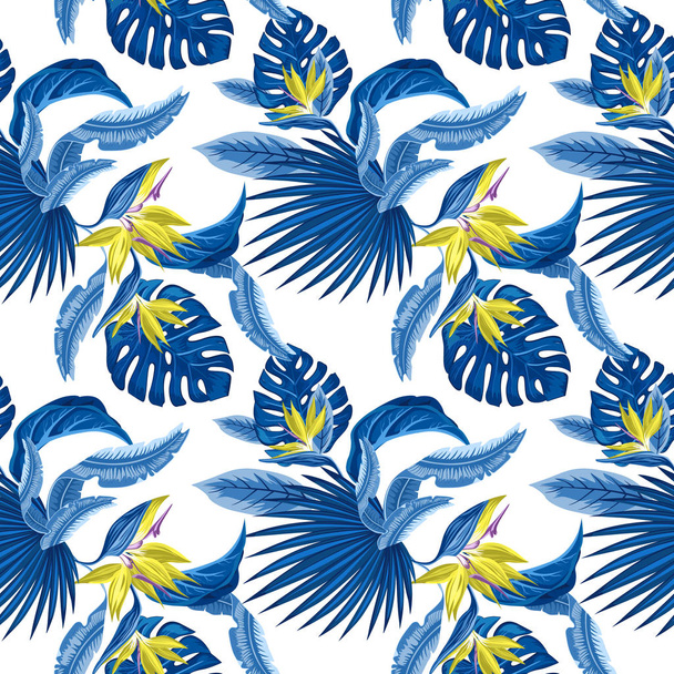 Vektor bezešvé pattern tropické palmy modré listy, monstera listy a korálové květy plumeria bird of paradise (Strelitzia) na světle modré pozadí. Tapety trend design. - Vektor, obrázek