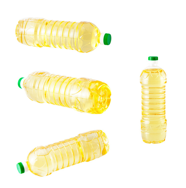 Vegetable oil in a plastic bottle - Foto, Imagem