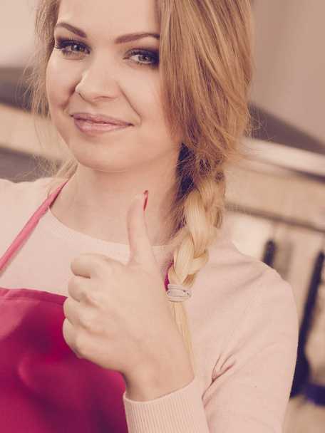 Happy joyful pretty young woman showing thumb up gesture with finger. Approve gestures concept. - Fotografie, Obrázek
