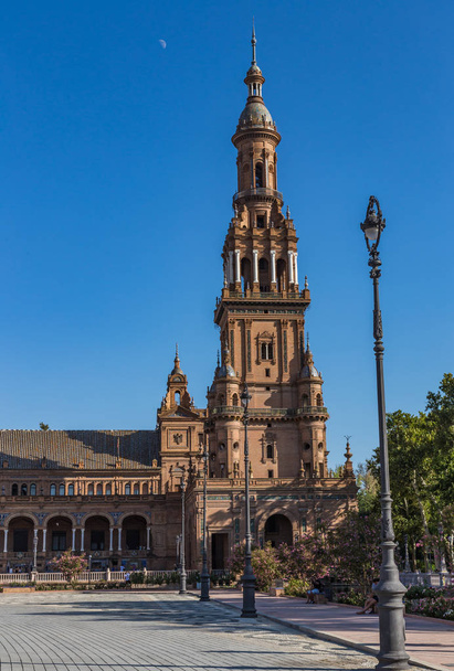 The Plaza of Spain in Seville was built in 1928 for the Ibero-American Exhibition. - Fotoğraf, Görsel