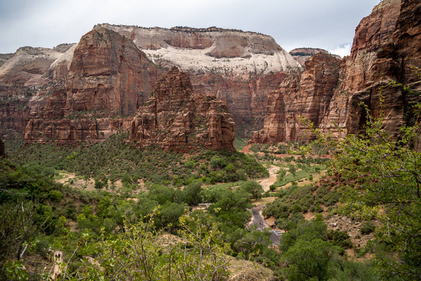 Overcast day of Zion National Park in the canyon on an overcast day during monsoon season - Photo, Image