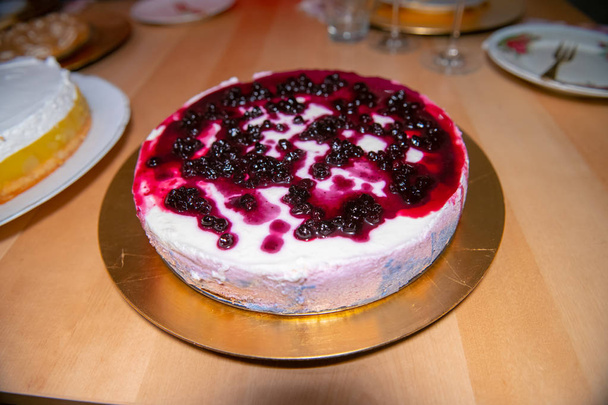 Zelfgemaakte blueberry Panna Cotta Dessert - Foto, afbeelding