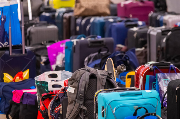 Velké velké množství ztracených zavazadel - Fotografie, Obrázek
