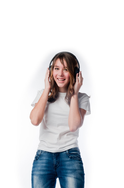 girl listening to music - Fotó, kép