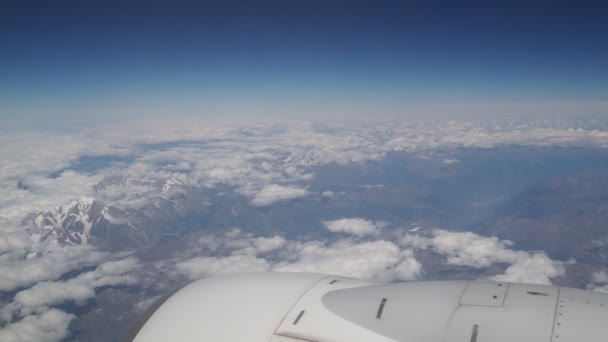 bulutlar ve Dağları İspanya üzerinde uçan - Video, Çekim