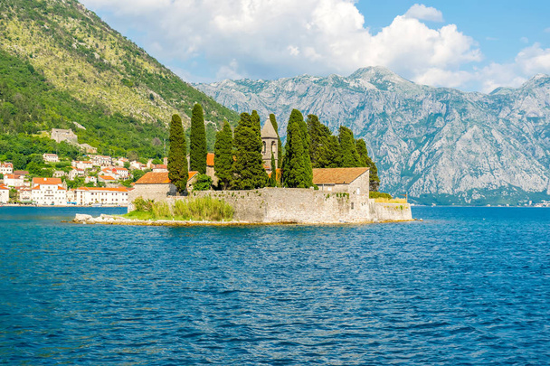 malebný ostrov svatého Jiří v Boce Kotorské - Fotografie, Obrázek