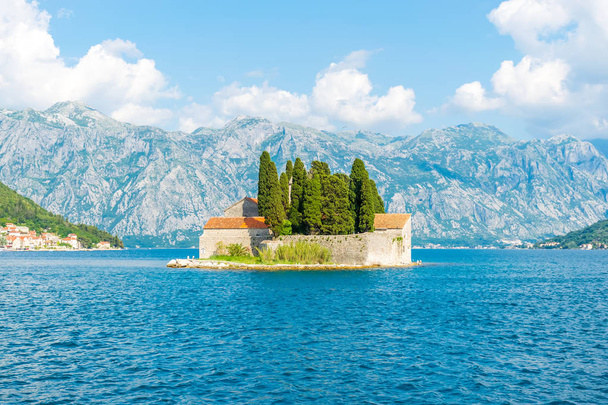 malebný ostrov svatého Jiří v Boce Kotorské - Fotografie, Obrázek
