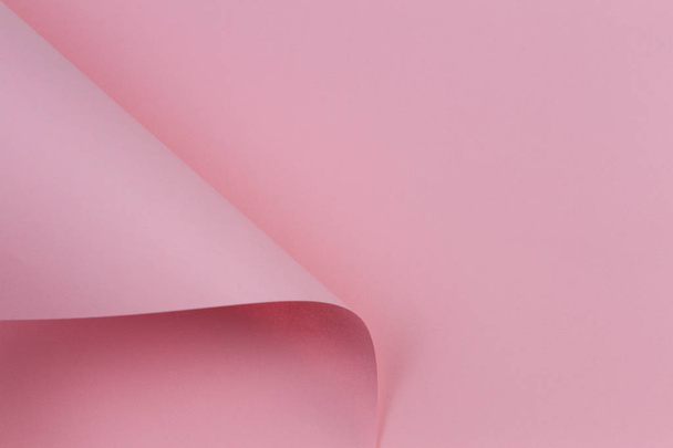 Soyut geometrik şekil pembe renkli kağıt arkaplan - Fotoğraf, Görsel