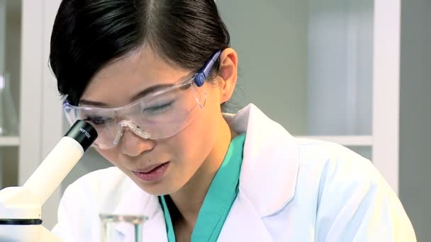 Female Student Doctor in Research Lab - Felvétel, videó