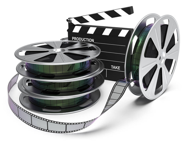 Filmrol en cinema klappen geïsoleerd op witte achtergrond 3D-rendering - Foto, afbeelding