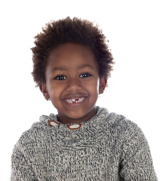 Красиві темношкірі дитину без деякі зуби, ізольовані на білому фоні - Фото, зображення