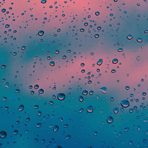 Window drops. Beautiful background for rain and bad weather. - Foto, afbeelding