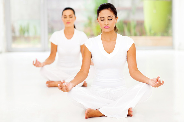 women meditating - Foto, imagen