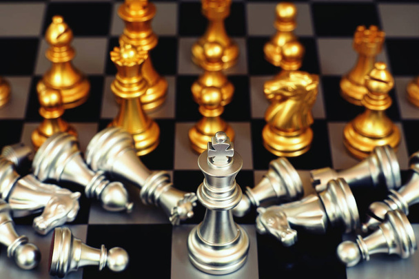 Шахматная настольная игра, концепция бизнес-конкуренции, ситуация встречи, проигрыш и победа, пространство для копирования
 - Фото, изображение