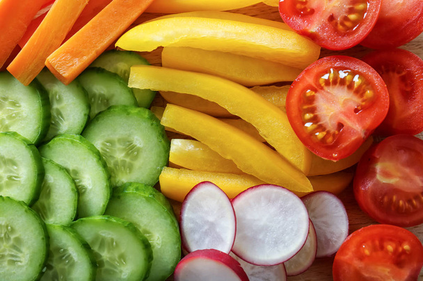 Verduras frescas como fondo. Alimento dietético
 - Foto, imagen