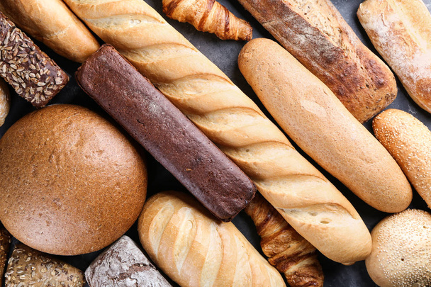Produtos de pão recém-assados como pano de fundo
 - Foto, Imagem