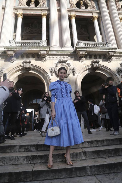 Chinese actress Gina Jin Chen arrives for the Stella McCartney show during the Paris Fashion Week Fall/Winter 2018 in Paris, France, 5 March 2018. - Fotografie, Obrázek