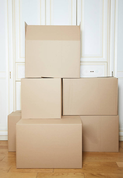 moving boxes. cardboard box. stack of boxes - Photo, Image