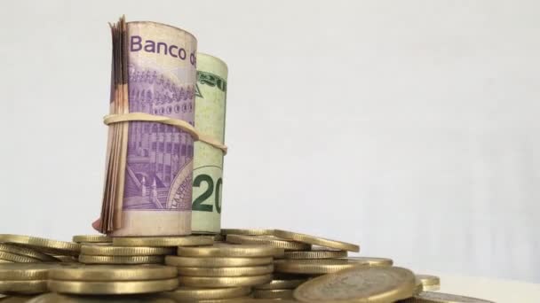 Usd és mexikói valuta együtt - Felvétel, videó
