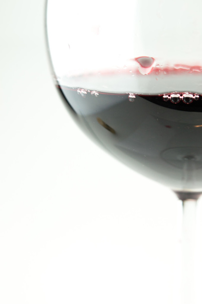 Red Wine in glass on white background - Φωτογραφία, εικόνα