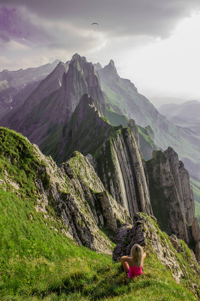 güzel Appenzell dağ bölgesi boyunca keşif turu  - Fotoğraf, Görsel