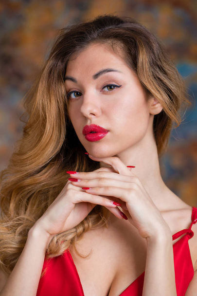 Very sexy and sensual girl with blond hair and red lips - Foto, immagini