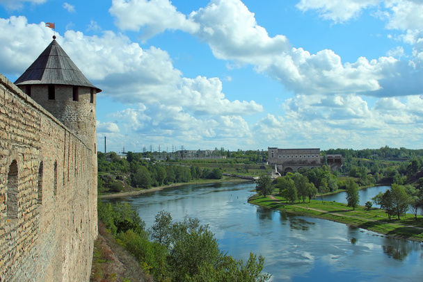 View of the Ivangorod fortress on the river Narva - Foto, immagini