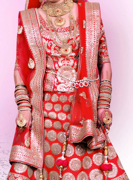 Indická svatební znázorňující svatební šaty - Fotografie, Obrázek