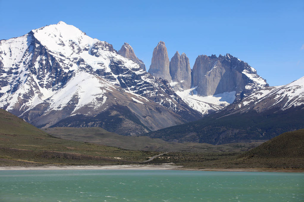 Cordillera Paine Torres del Painen kansallispuistossa. Patagoniaan. Chile
 - Valokuva, kuva