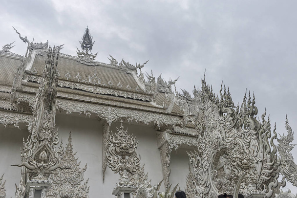 Wat Rong Khun, connu sous le nom de Temple Blanc, Thaïlande
 - Photo, image