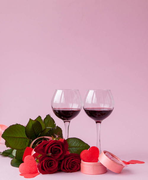 Romantic Valentine's Day dinner with a ring. - Fotó, kép