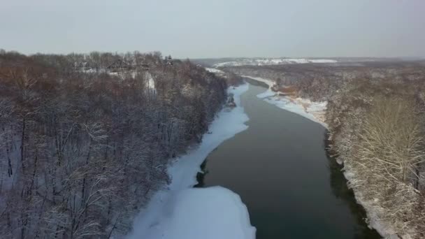 Φάρος του ποταμού κατεψυγμένα, Χειμώνας, 4k - Πλάνα, βίντεο