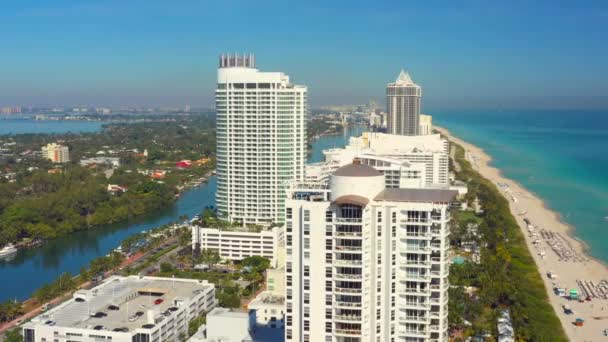 Antenler ikonik Miami Beach oceanfront beldelerinden ve kınamak - Video, Çekim