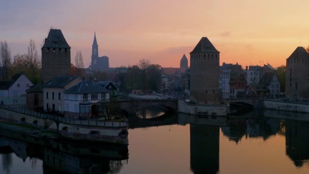 Ponts couverts in Strasbourg Franciaország - Felvétel, videó