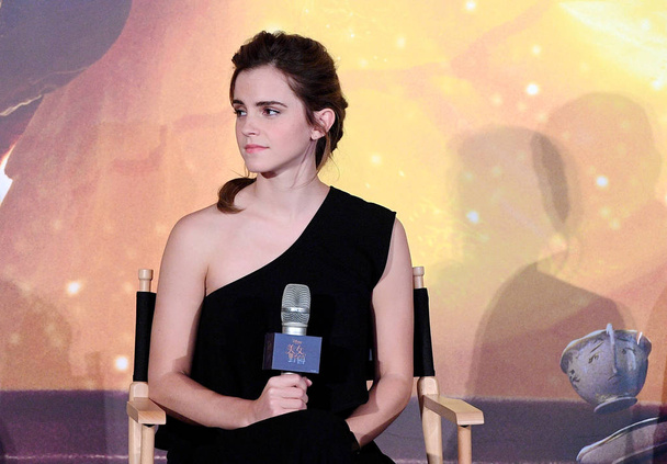 British actress Emma Watson attends a press conference for her new movie "Beauty and the Beast" in Shanghai, China, 28 February 2017. - Zdjęcie, obraz