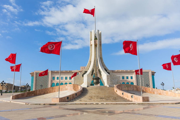 Tunisin julkinen aukio, kansallinen muistomerkki ja kaupungintalo, Tunisia
. - Valokuva, kuva