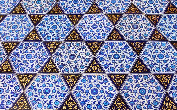 Close up photo of handmade Turkish tiles, in Topkapi Palace, Ist - Photo, Image