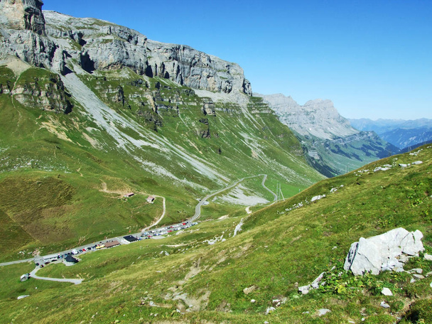 Road-hágó Klausenpass - Canton Uri, Svájc - Fotó, kép